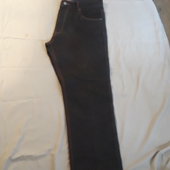 Jeans - Picture 2 of 4